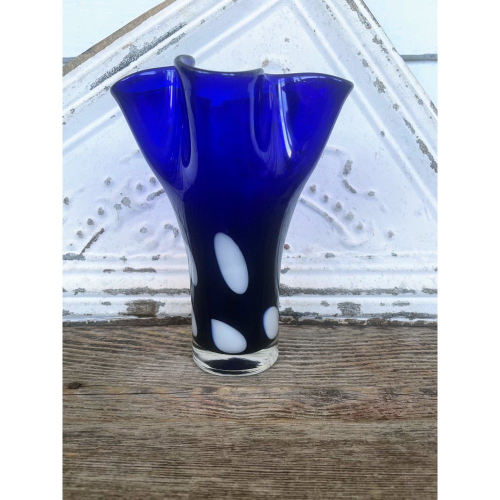 Vintage Art Glass Cobalt Blue White Polka Dot Handkerchief Vase - Picture 7 of 8